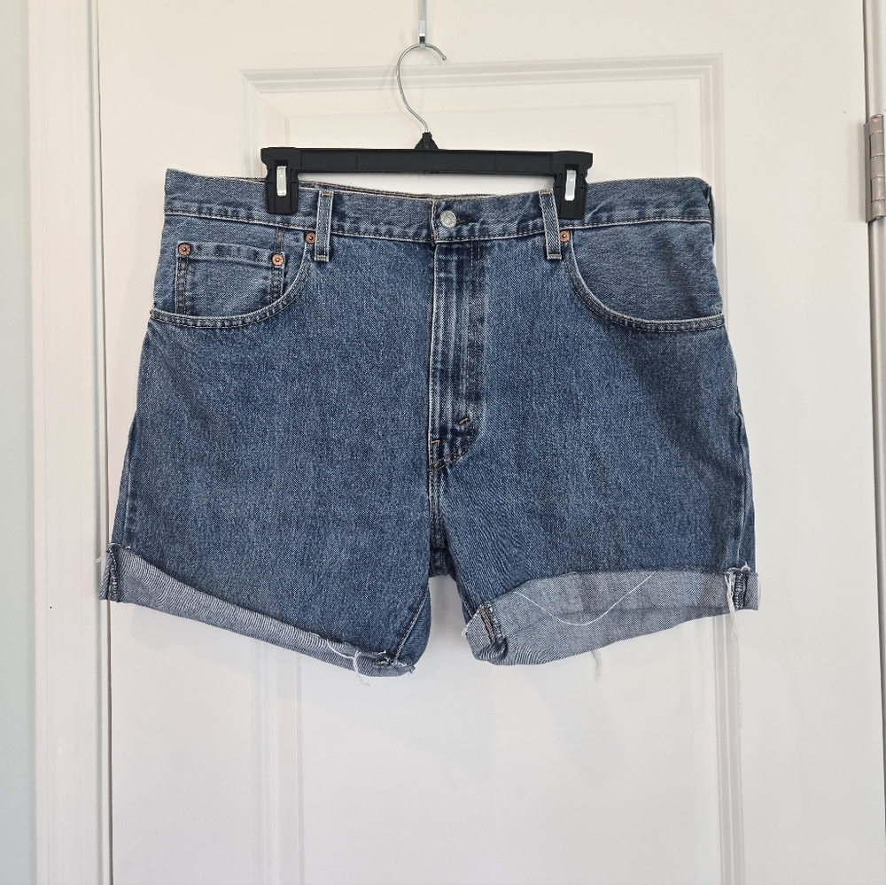 Levi Strauss Classic Blue Denim Cut Off Women's Shorts Size 38